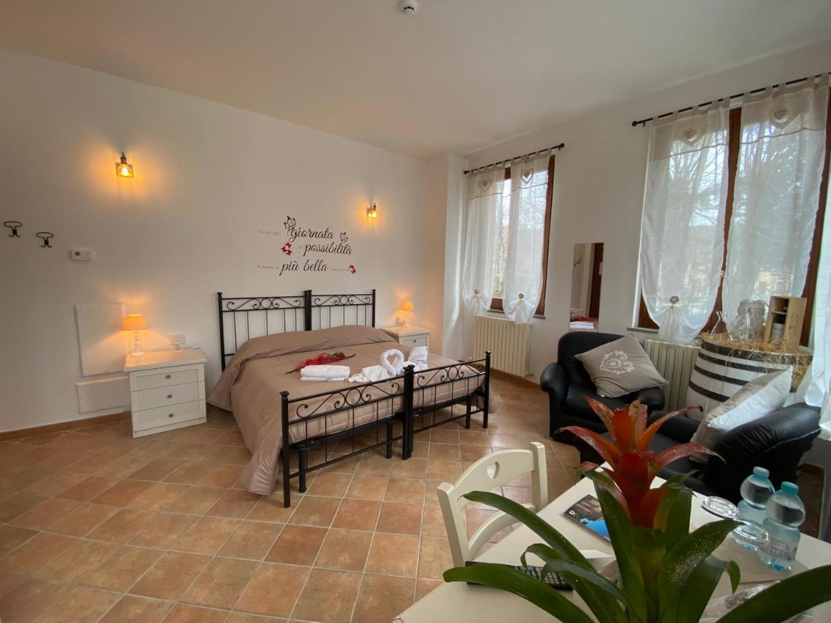 Locanda Della Pieve Pievebovigliana Экстерьер фото